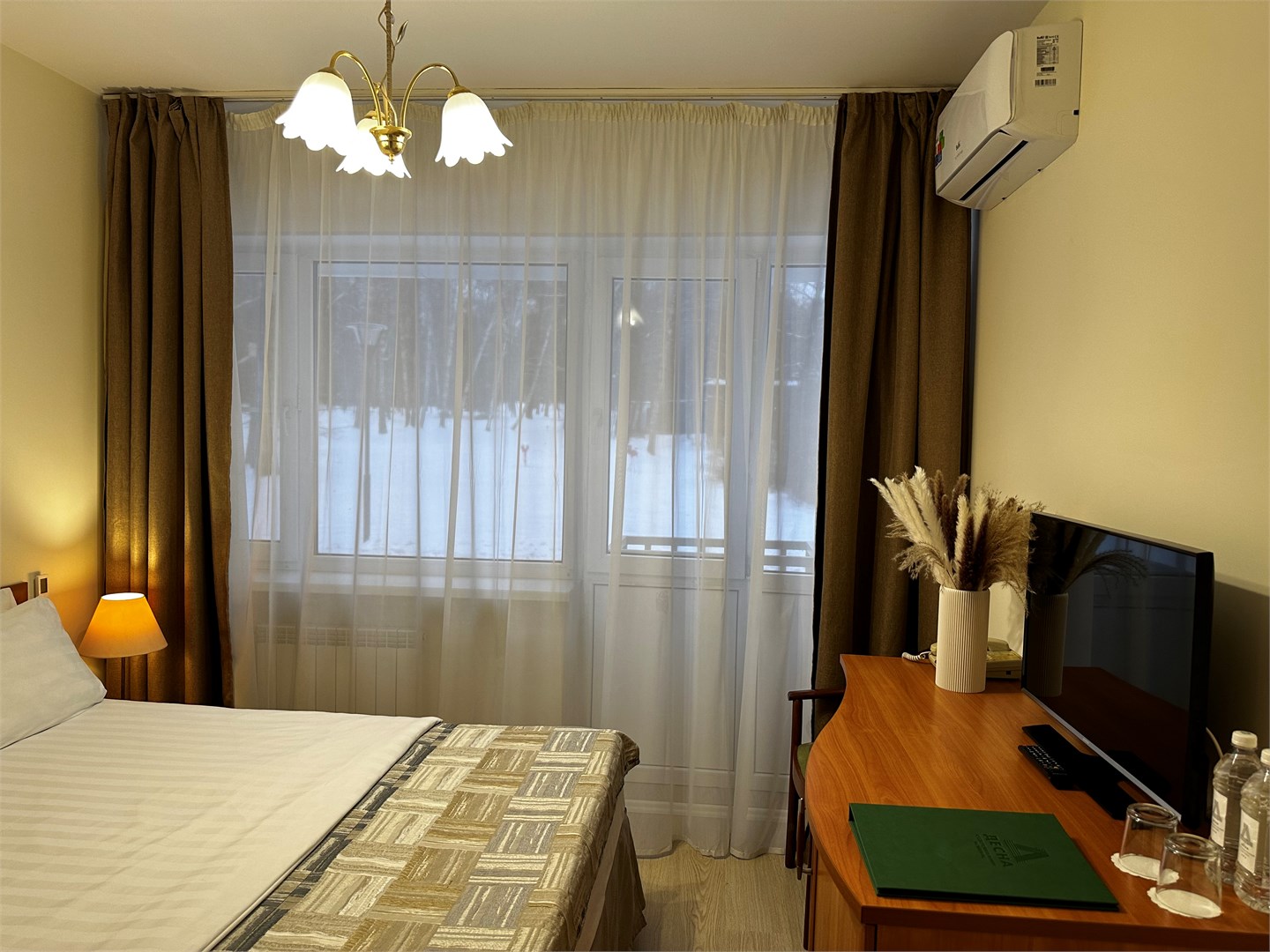 Комфорт  / Главный корпус в Десна