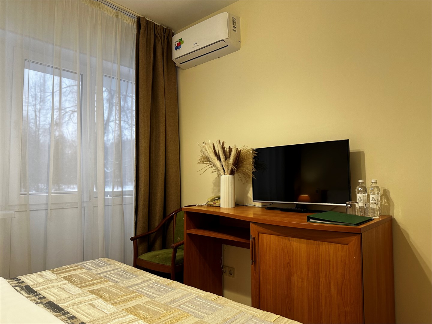 Комфорт  / Главный корпус в Десна