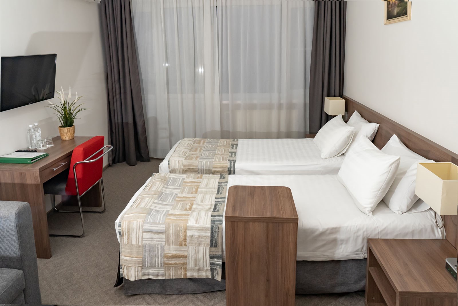 Стандарт улучшенный / Главный корпус в Десна