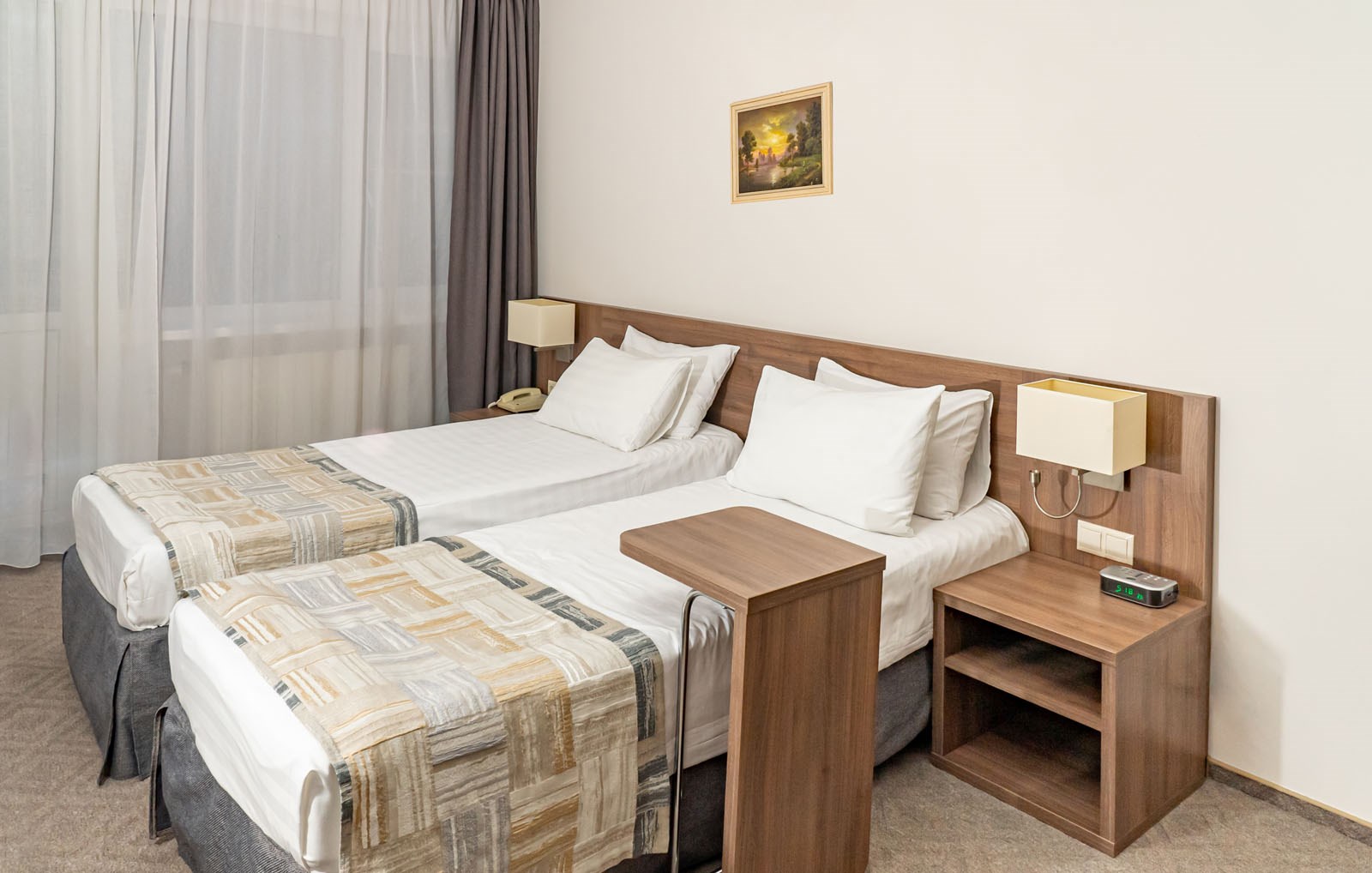 Стандарт улучшенный / Главный корпус в Десна