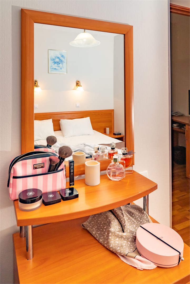 Полулюкс / Главный корпус в Десна