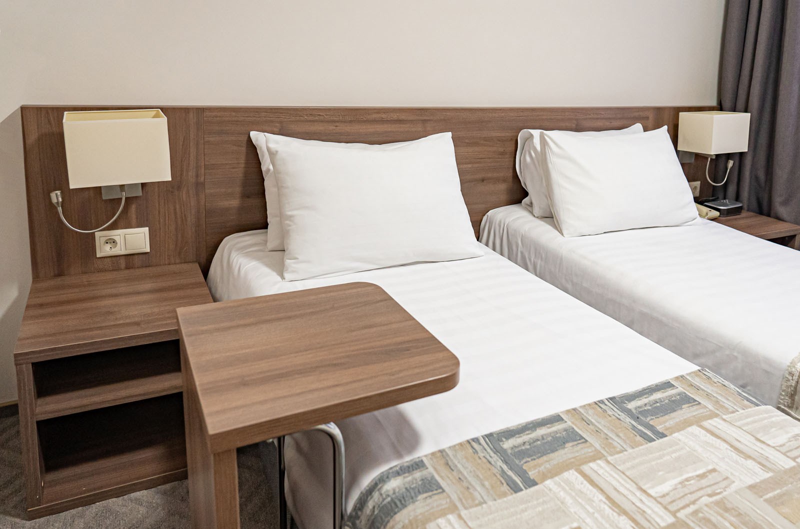 Полулюкс улучшенный / Главный корпус в Десна