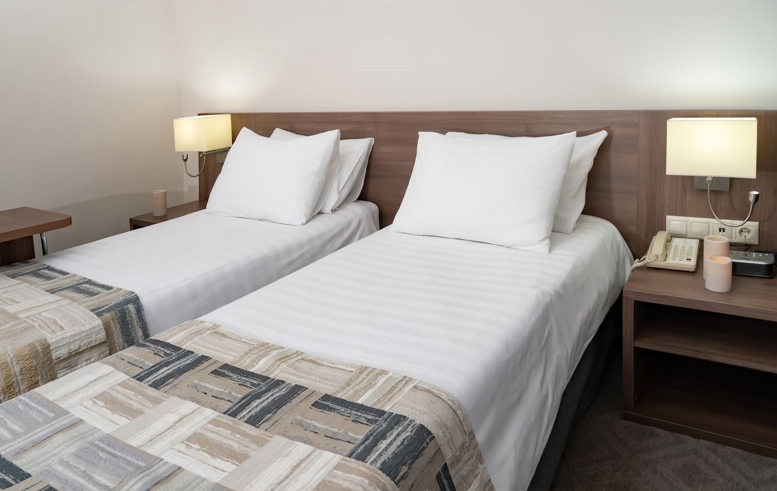 Полулюкс улучшенный / Главный корпус в Десна