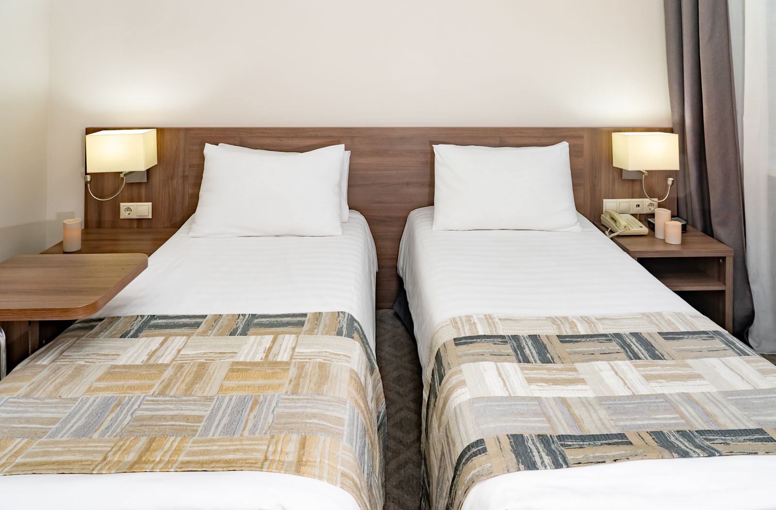 Полулюкс улучшенный / Главный корпус в Десна