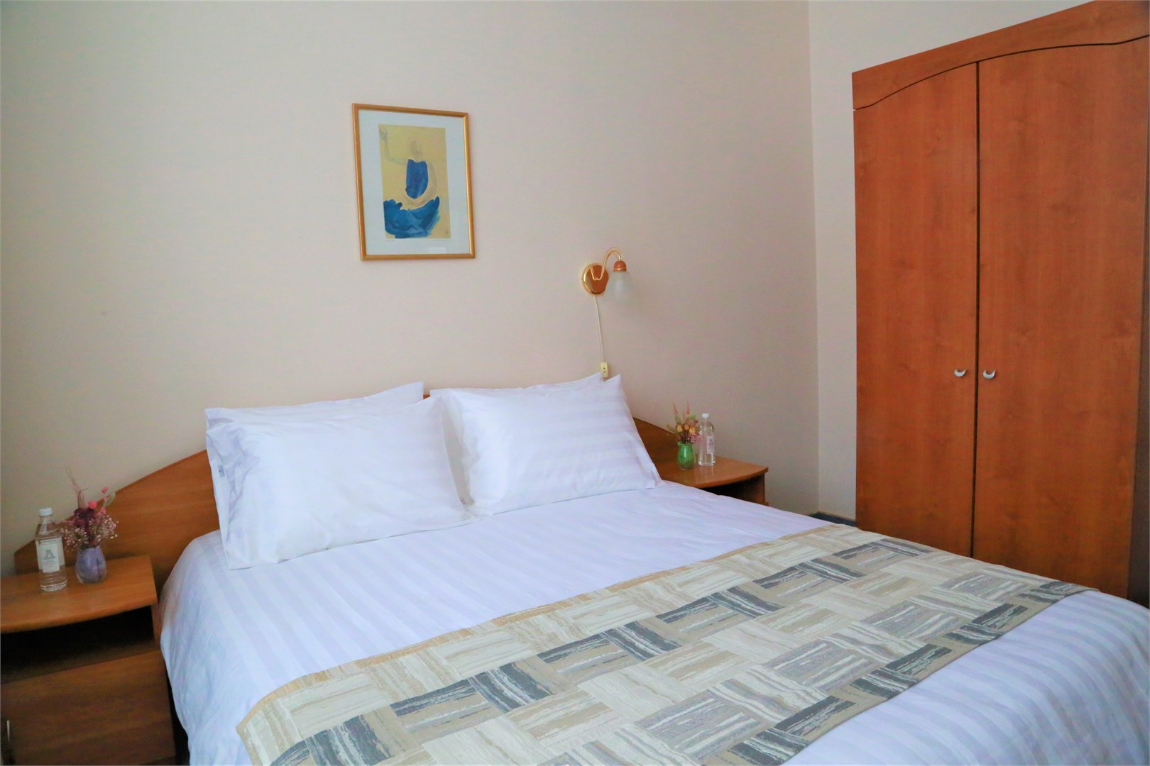 Апартамент трёхкомнатный с кухней / 2 корпус "Урал" в Десна