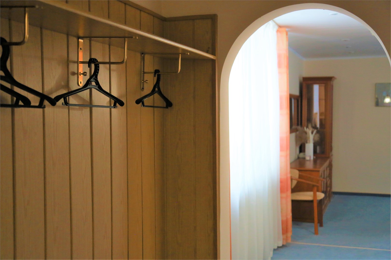 Апартамент трёхкомнатный с кухней / 2 корпус "Урал" в Десна