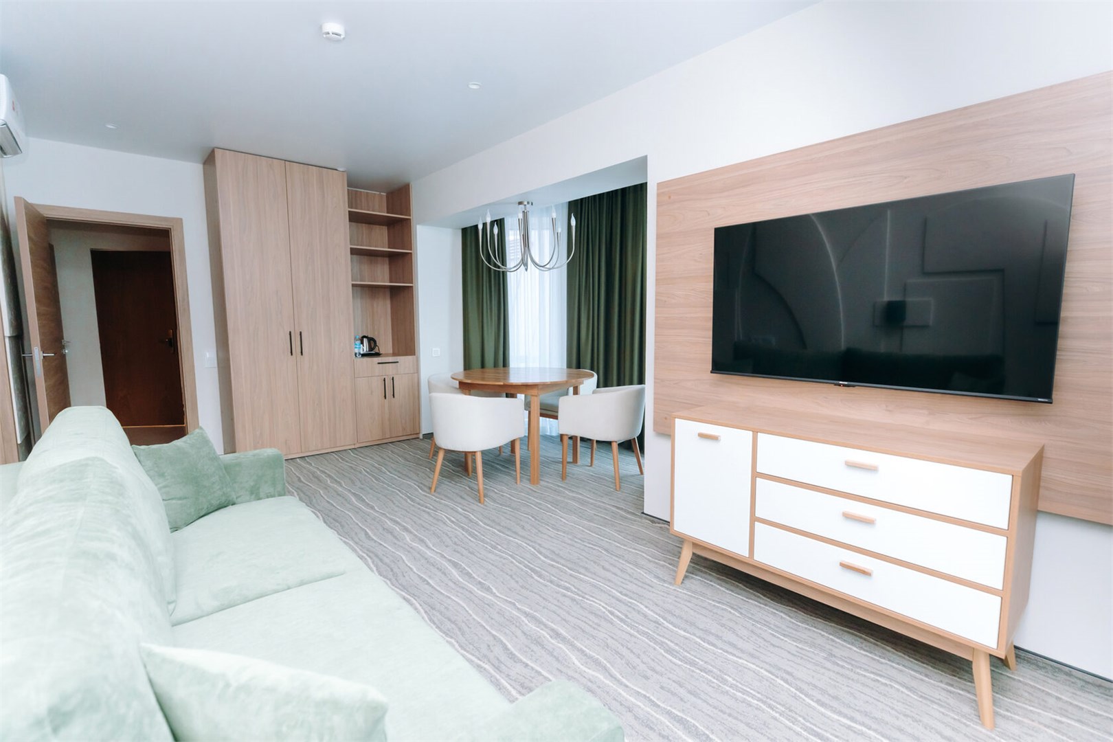 Люкс в Танай