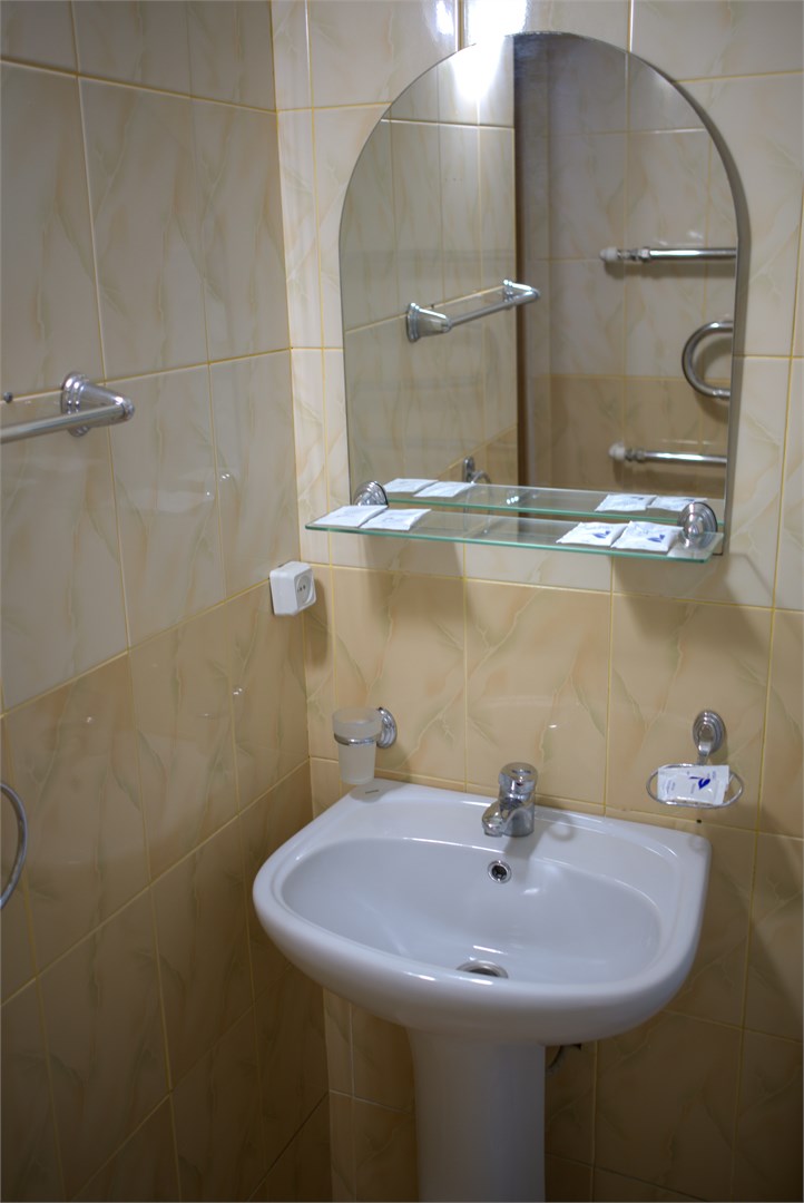 Мансарда без балкона 5 эт. корпус 4, есть лифт в Кристалл уют