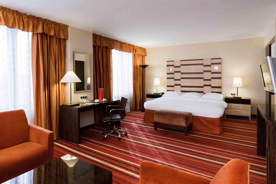 Полулюкс в Azimut Сити Отель Олимпик Москва