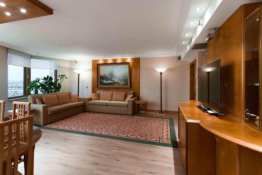 Президентский люкс в Azimut Сити Отель Олимпик Москва