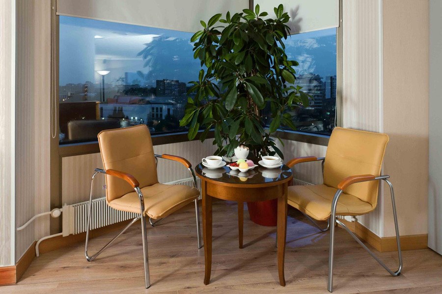 Президентский люкс в Azimut Сити Отель Олимпик Москва