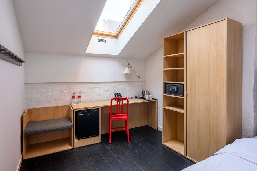 SMART Супериор с мансардным окном в Azimut Сити Отель Тульская Москва