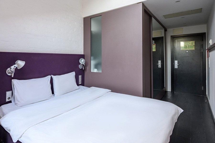 SMART Супериор с мансардным окном в Azimut Сити Отель Тульская Москва