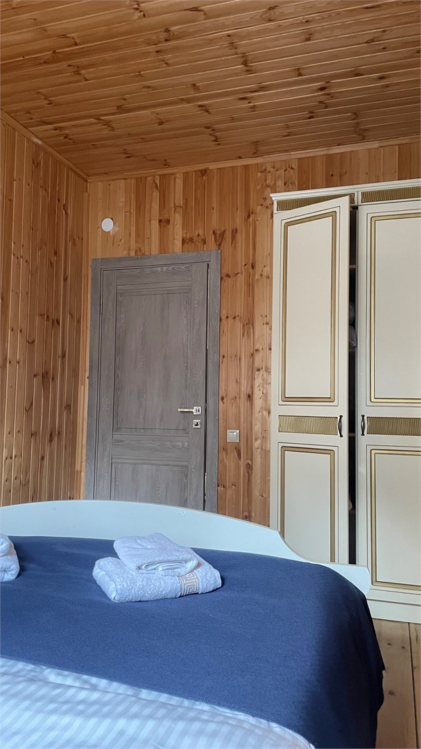 улучшенный семейный номер в Вертикаль