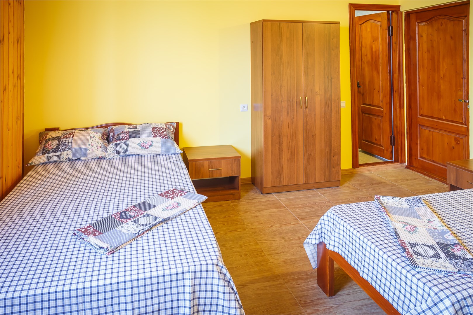 Четырёхместный номер стандарт в Апельсин