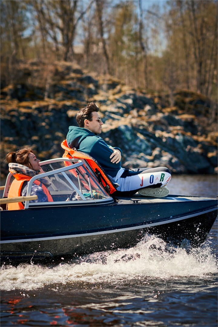 Двухместный дом на дереве с чаном (2+0) в Карелия парк