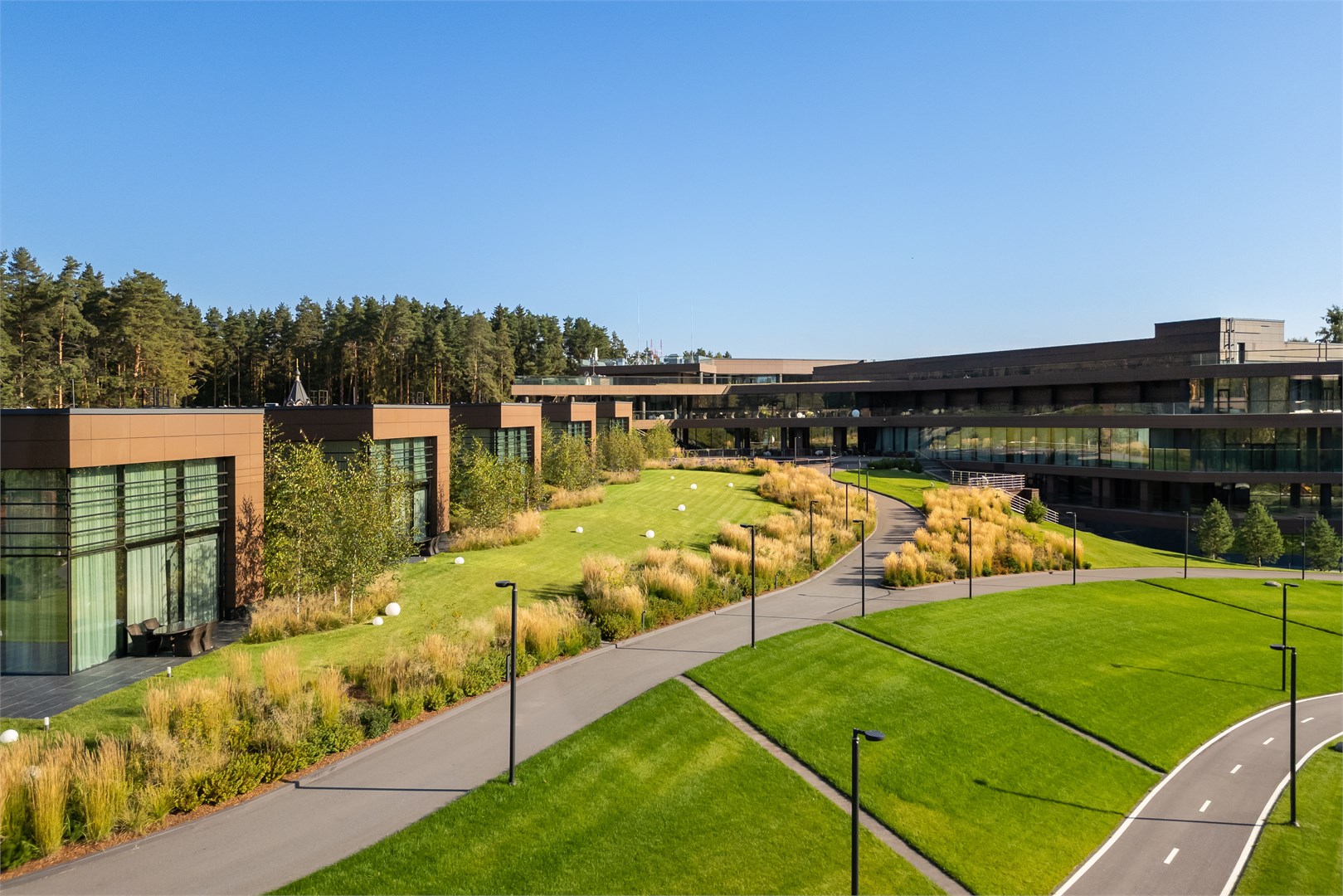 Аренда виллы с комплексом услуг в Репино-Ленинское