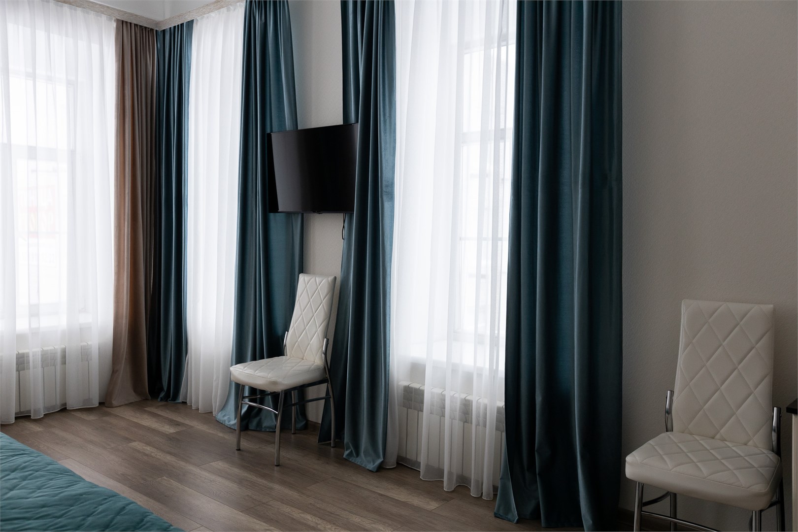 Люкс двухкомнатный в Дом купца Сыромятникова