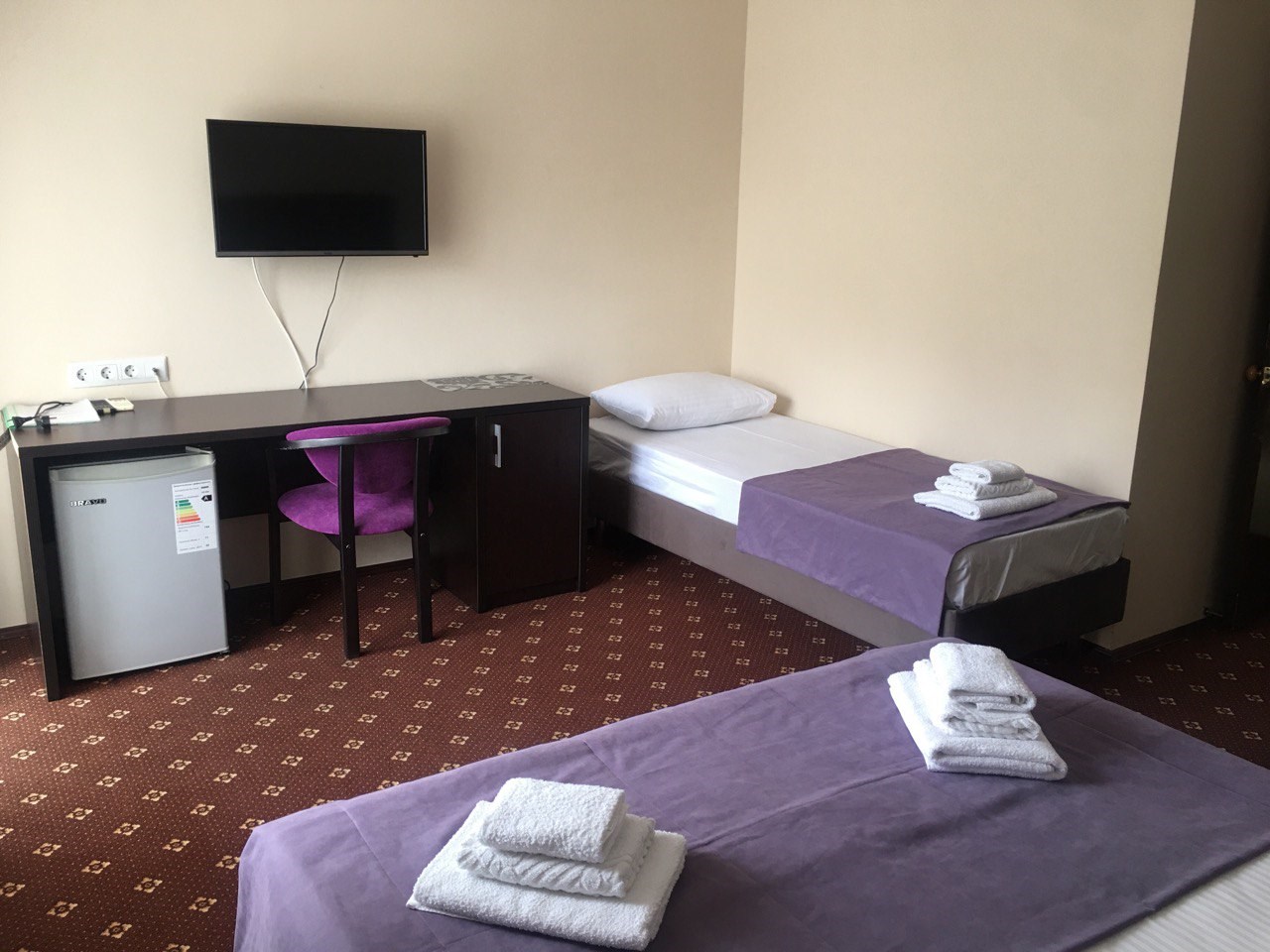 Трехместный номер без балкона в Виктория