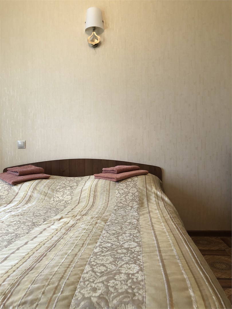 Улучшенный 2х комнатный номер с удобствами в Онако-Комета