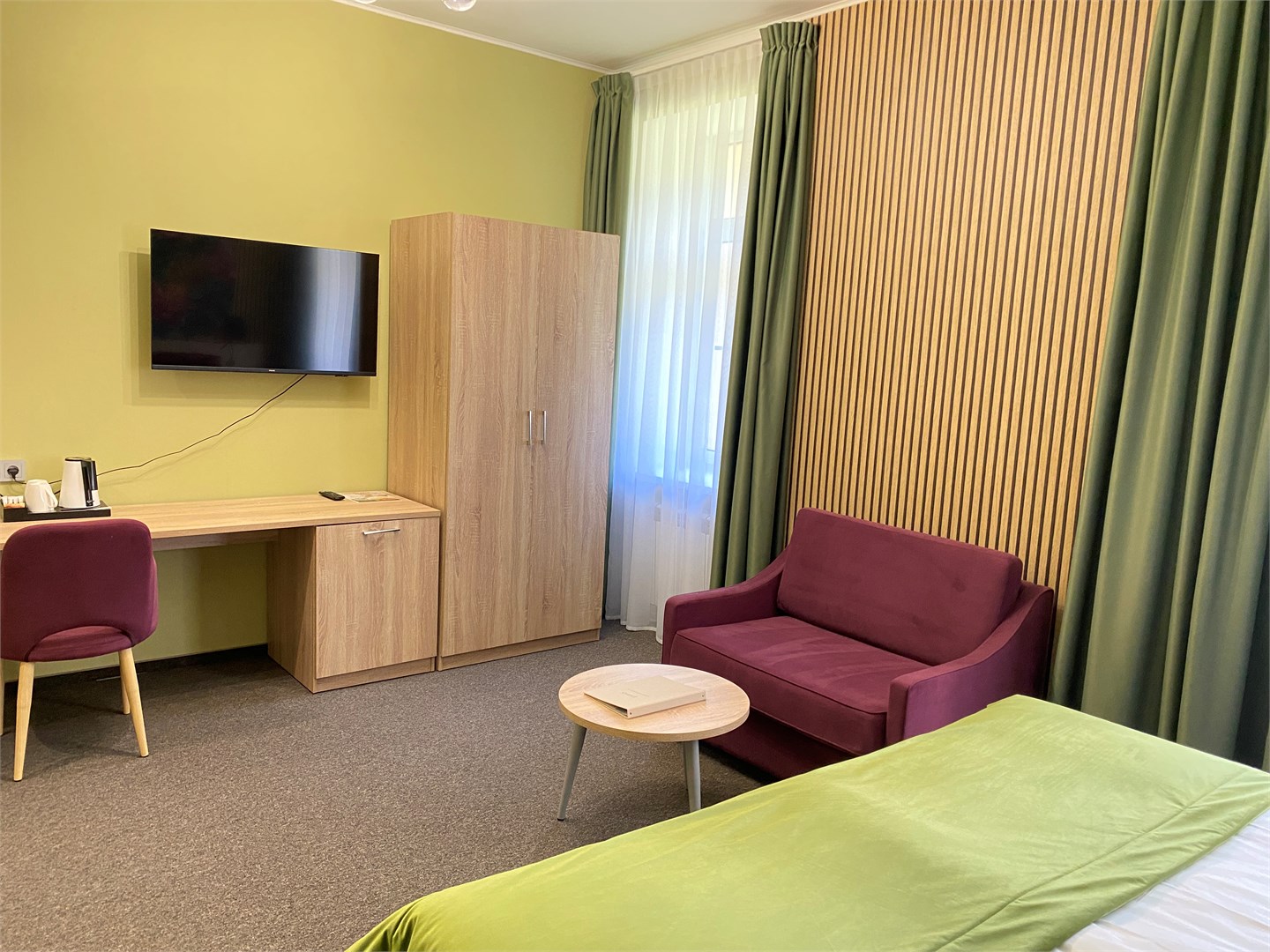 Делюкс  с балконом в Ерино