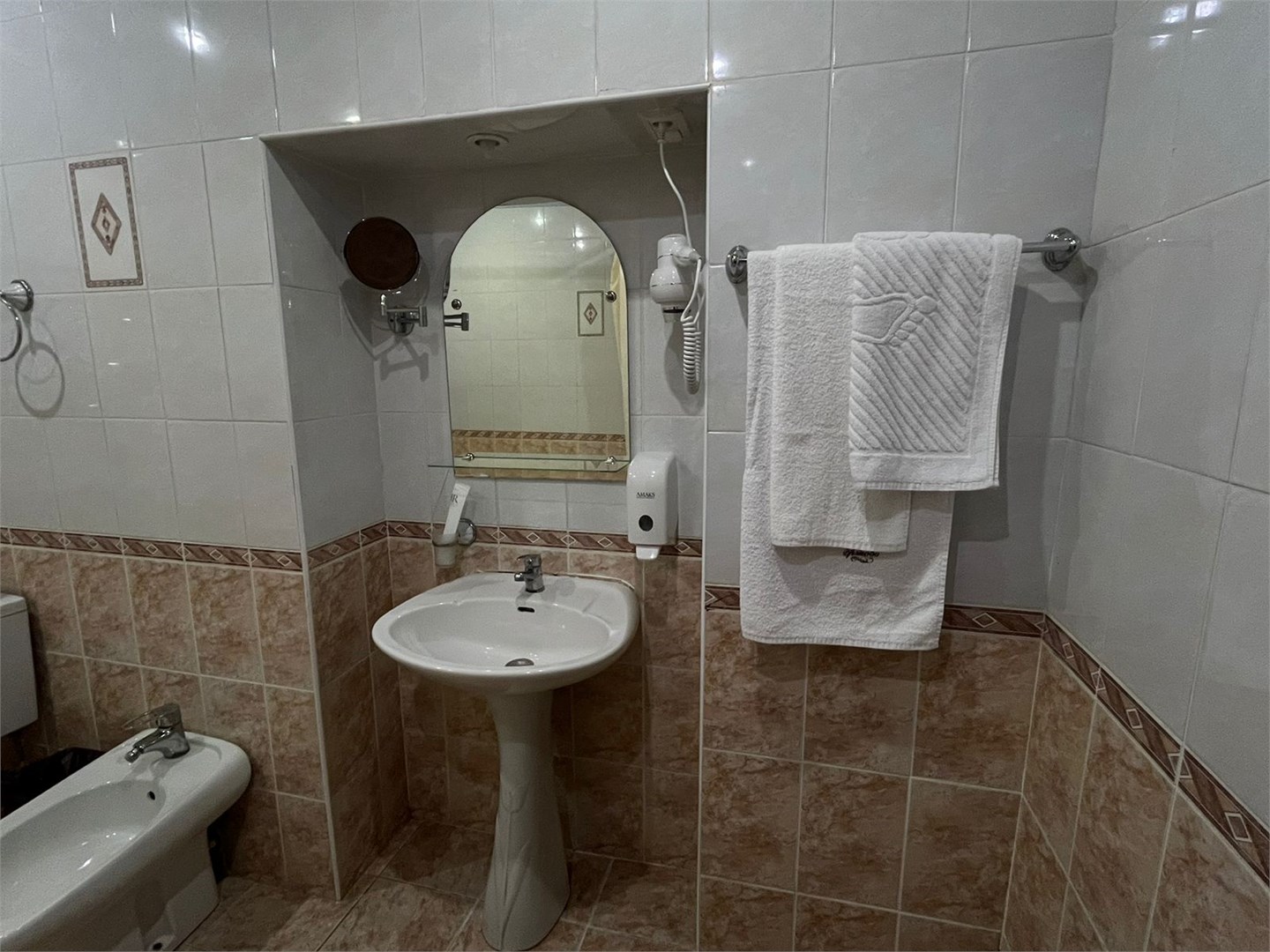 2-местный полулюкс двухкомнатный первой категории (3, 4 корп.) в Амакс Ершово Звенигород