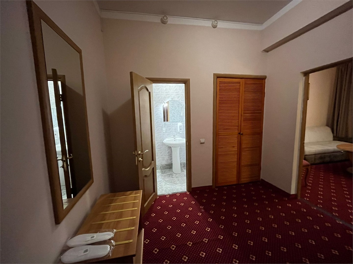 2-местный полулюкс двухкомнатный первой категории (3, 4 корп.) в Амакс Ершово Звенигород