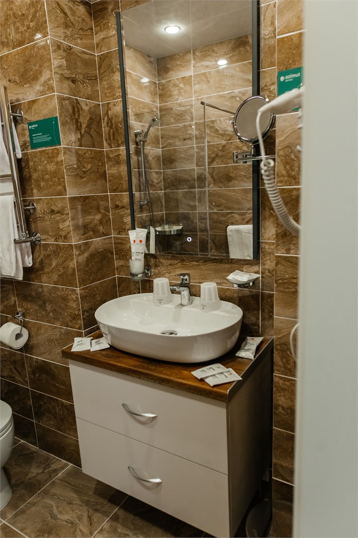 Комфорт улучшенный 2-местный без балкона (корпус 6) в Azimut Здоровье Долина Нарзанов Кисловодск