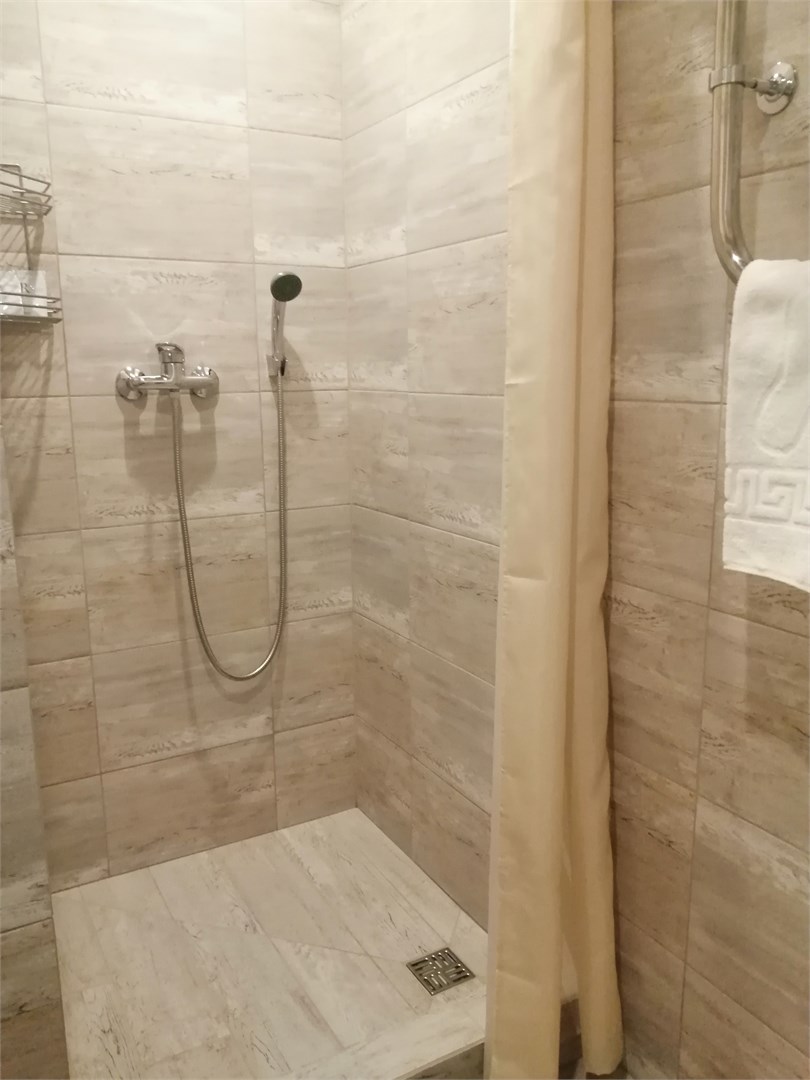 КОМФОРТ с двуспальной кроватью в Дарина