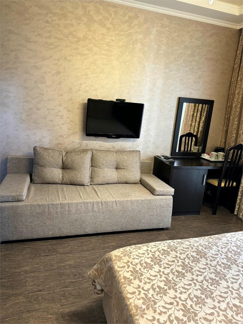 Четырехместный полулюкс с балконом в Dallas