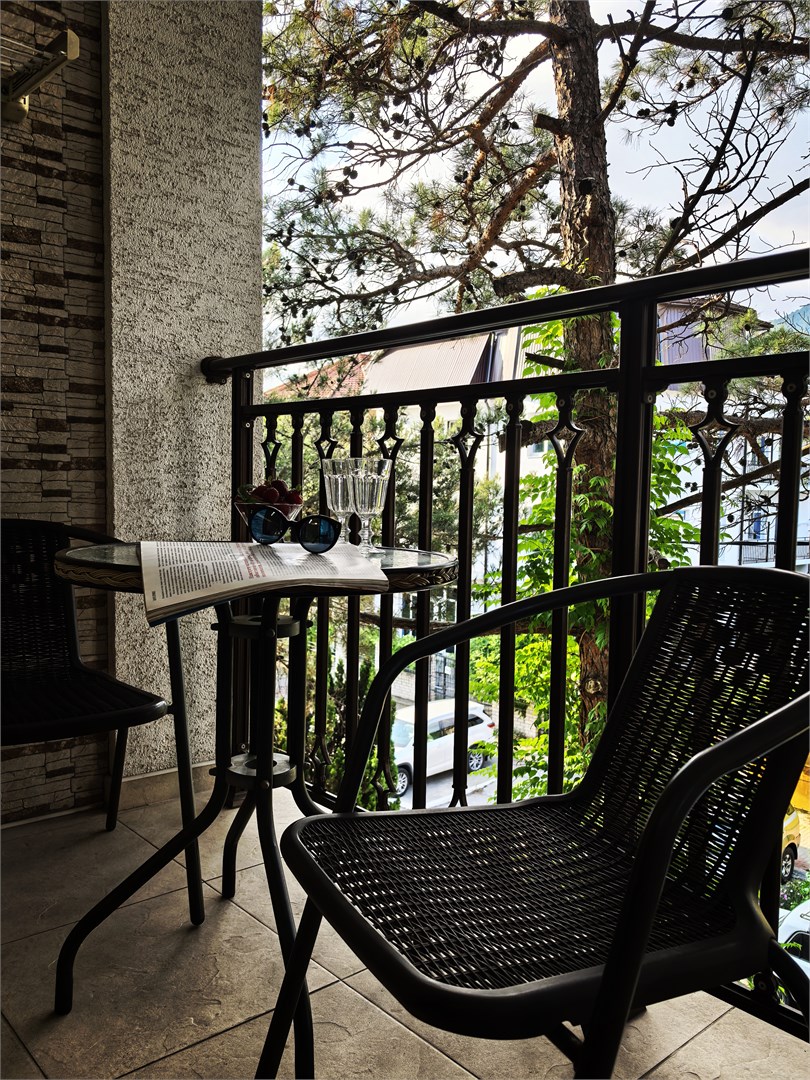 Четырехместный полулюкс с балконом в Dallas