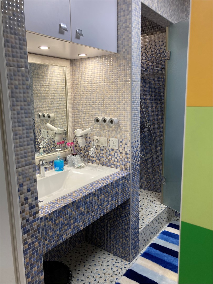 Двухместный стандарт с балконом второй категории в Longin