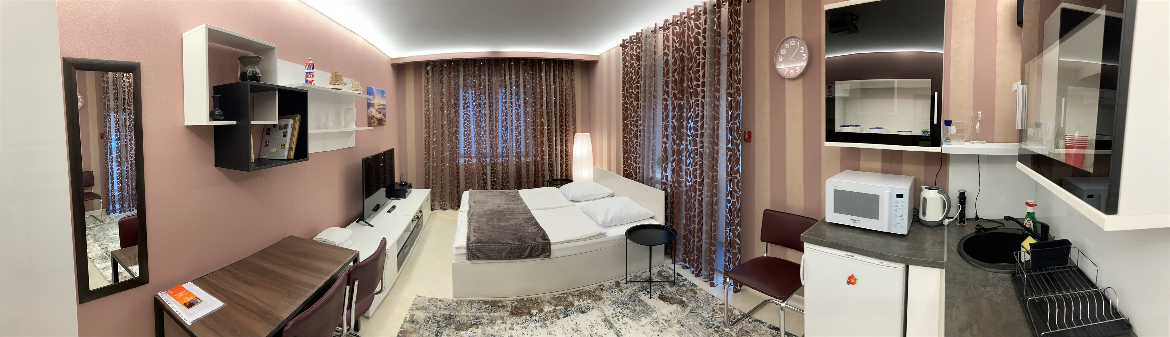 Двухместный стандарт с балконом второй категории в Longin