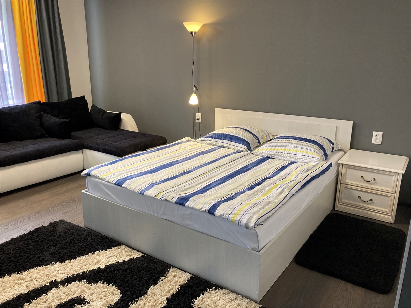 Студия в Longin