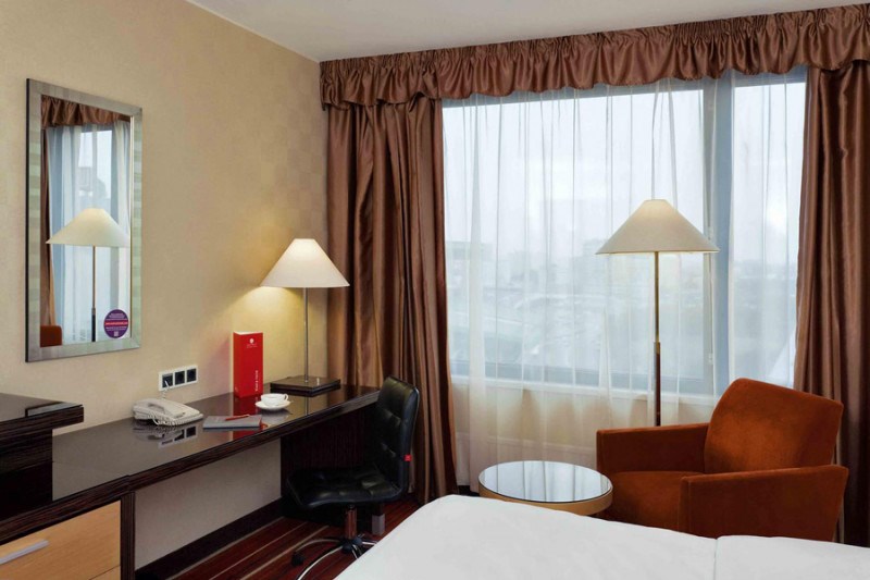 Супериор с двумя раздельными кроватями в Azimut Сити Отель Олимпик Москва