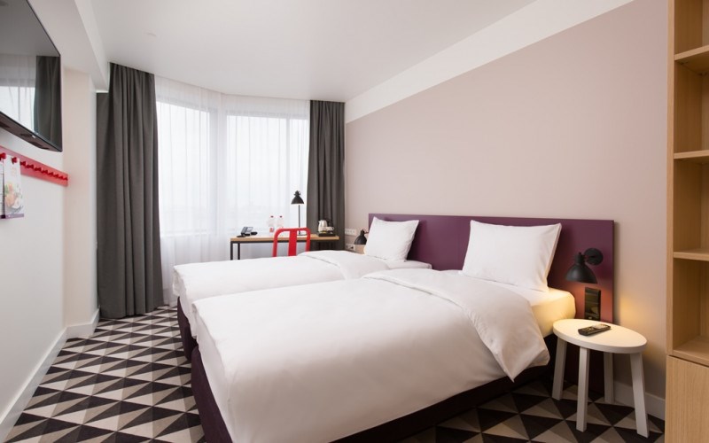 SMART Стандарт с двумя раздельными кроватями в Azimut Сити Отель Смоленская Москва