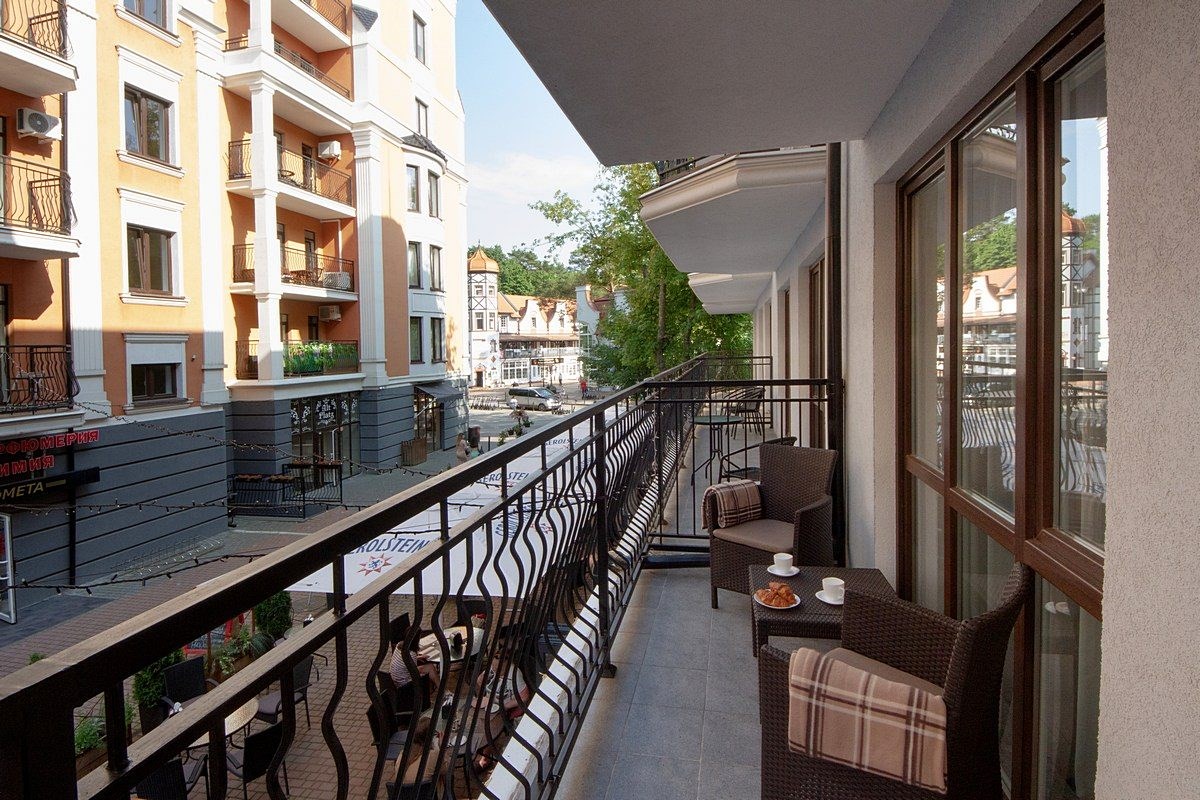 Апартаменты 4Кайф Alt Platz Apart - Центр города №13 в Happy Holidays Family Apartments