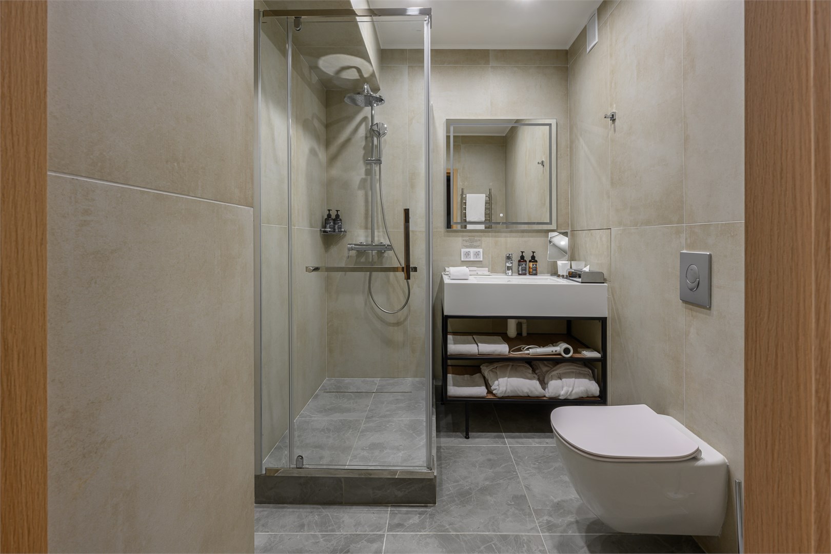 Улучшенный номер с двумя раздельными кроватями в Гранд Отель by LeePrime