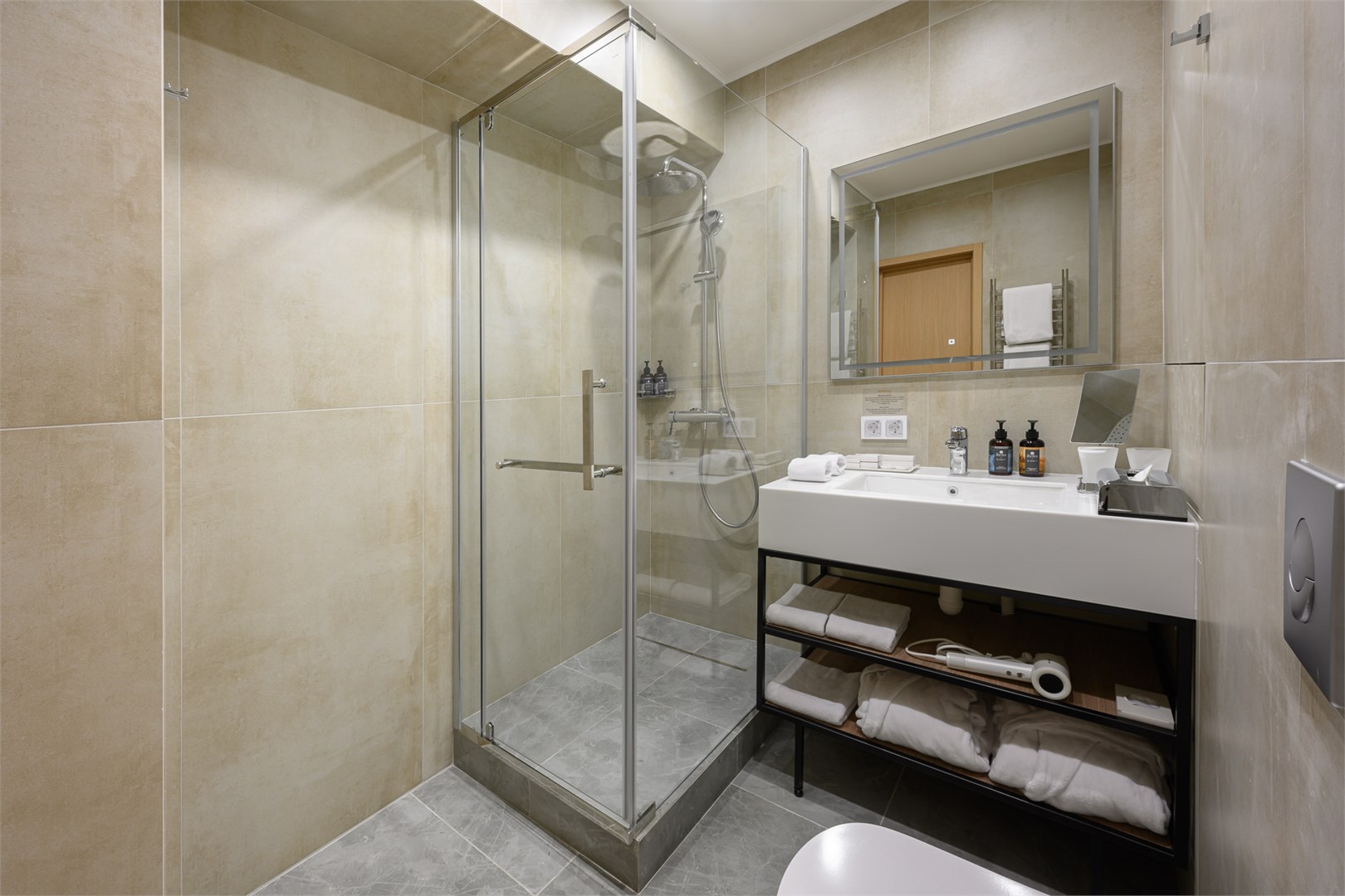 Улучшенный номер с двумя раздельными кроватями в Гранд Отель by LeePrime