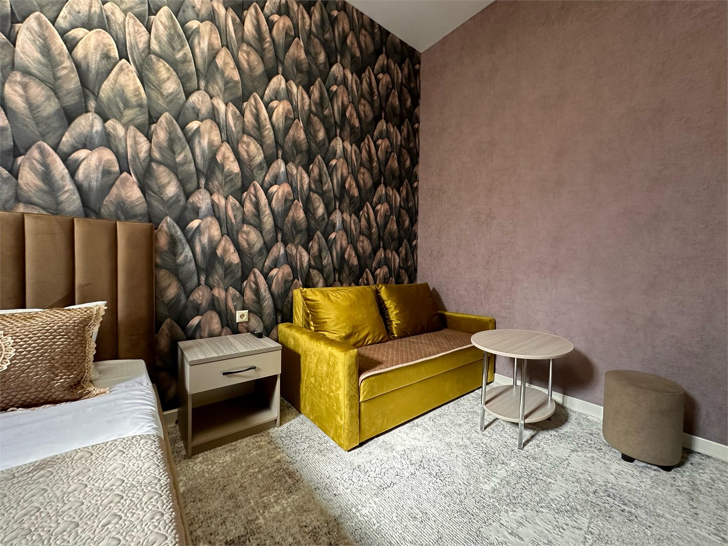 Люкс двухкомнатный( семейный) в Сова