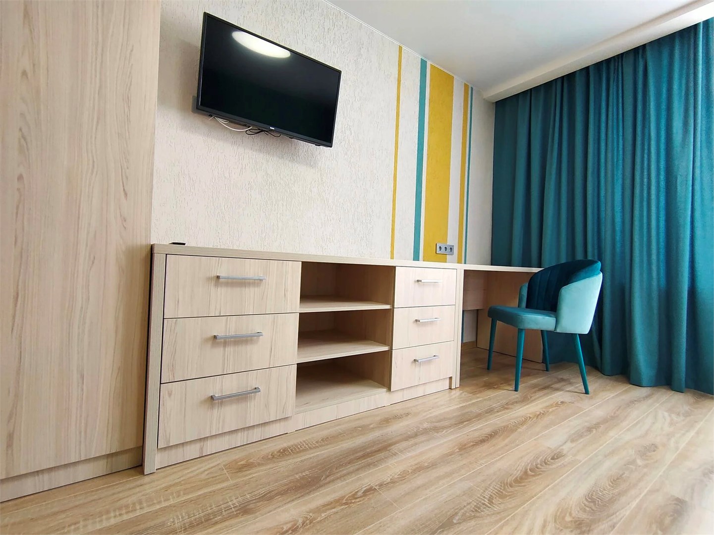 Люкс 2-комнатный (корпус "Светлый") в Хрустальная