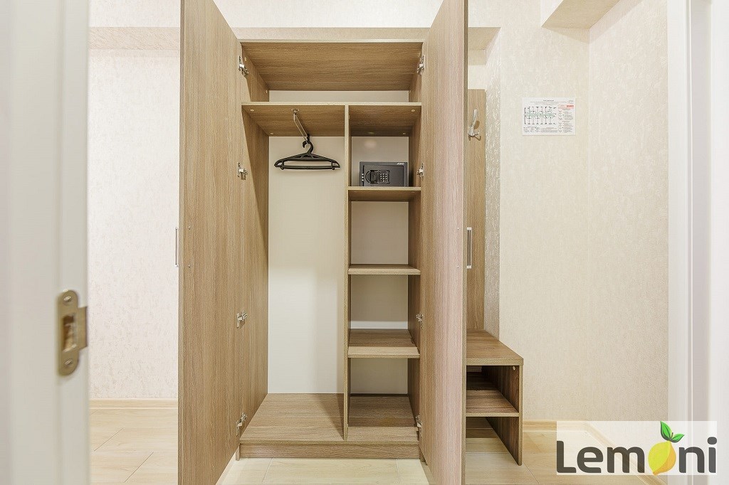 СТАНДАРТНЫЙ 4-Х МЕСТНЫЙ С БАЛКОНОМ в Лемони