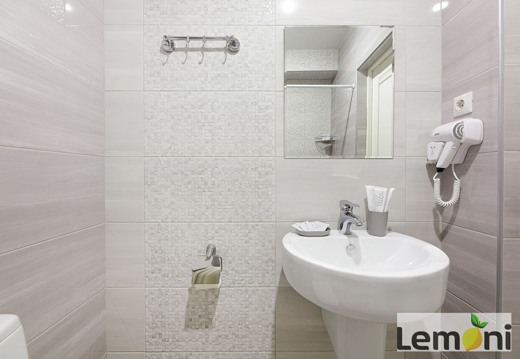 СТАНДАРТНЫЙ 4-Х МЕСТНЫЙ С БАЛКОНОМ в Лемони