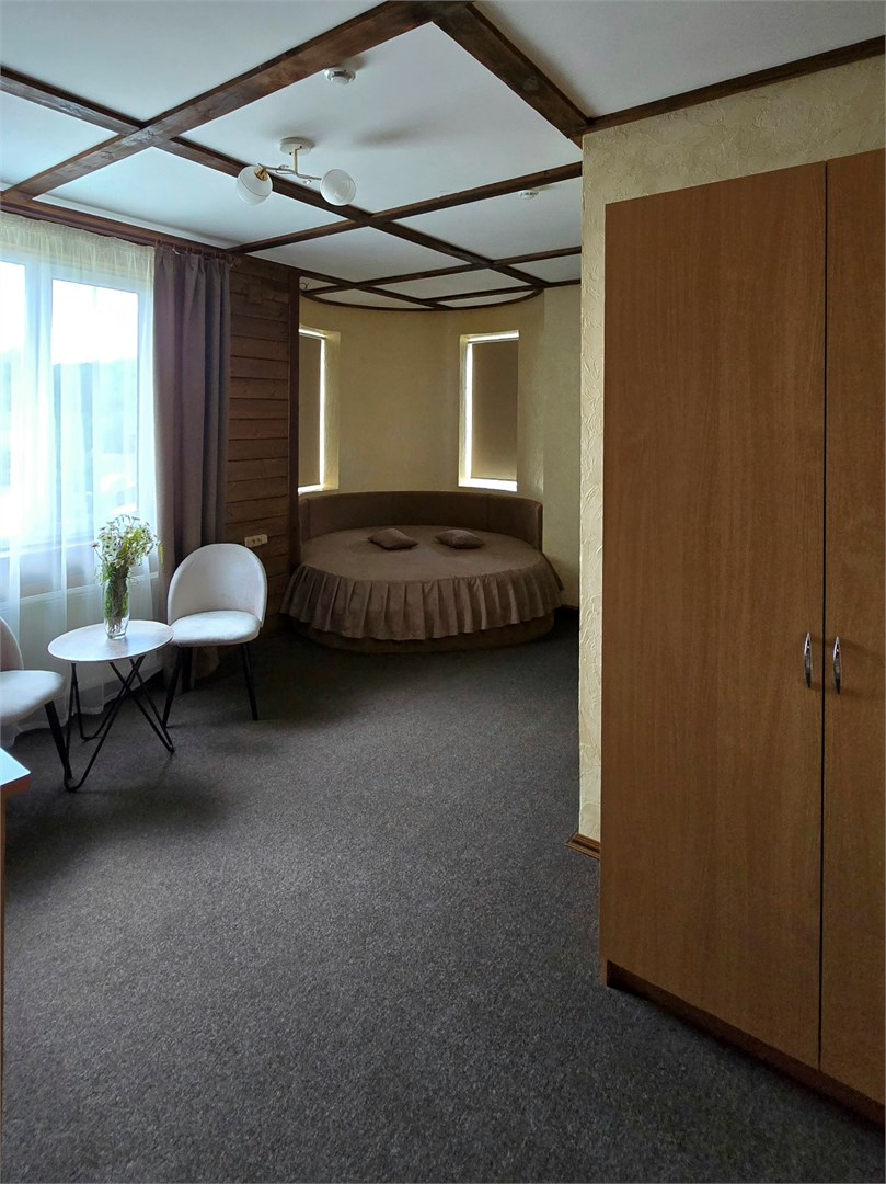 Двухместный стандарт с круглой кроватью в Горная слобода