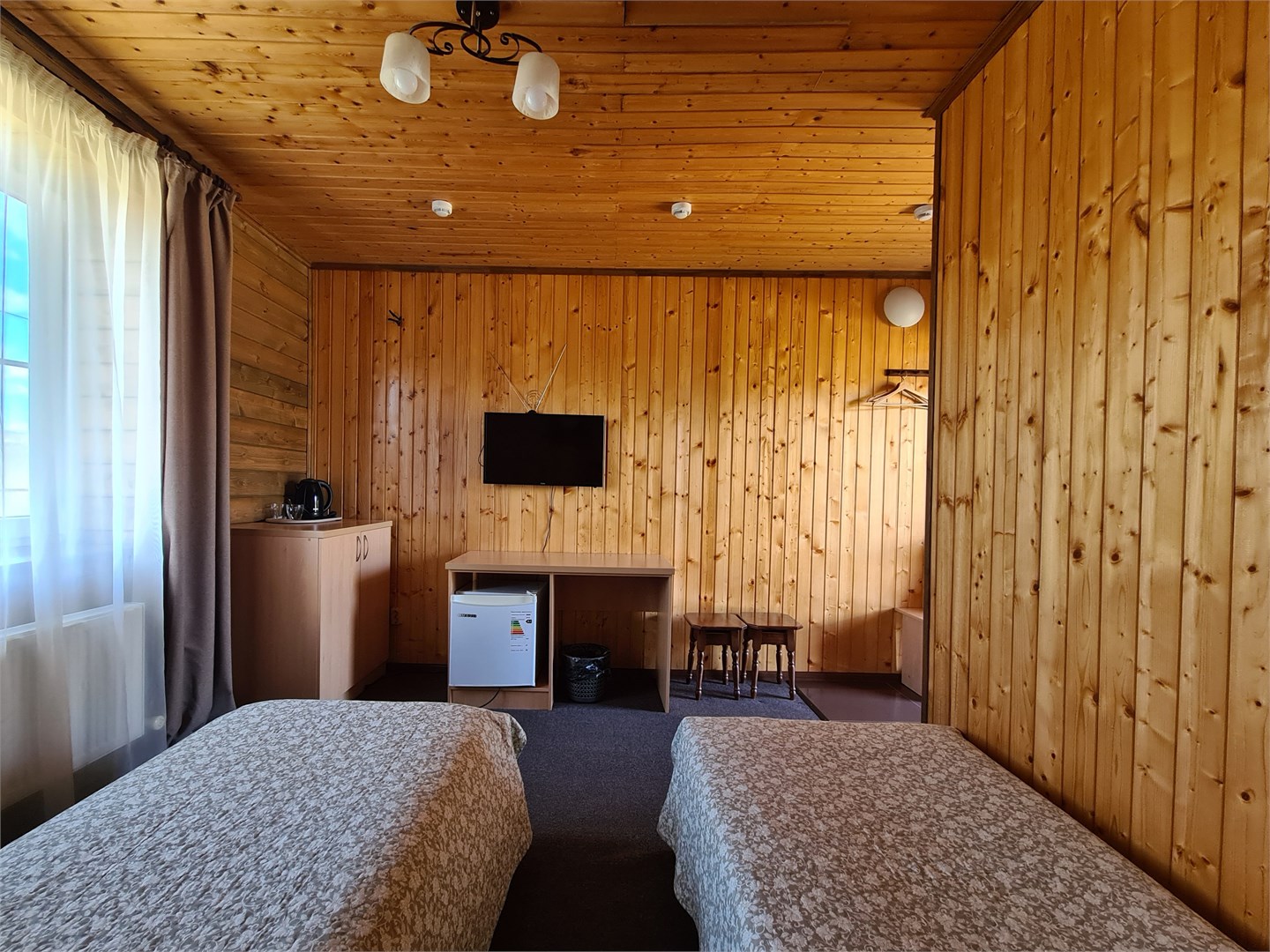 Двухместный стандарт с двумя односпальными кроватями, вид на горы в Горная слобода