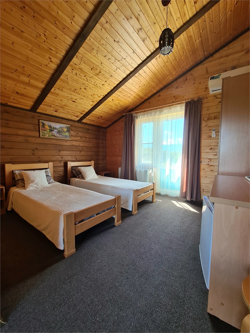 Двухместный стандарт с двумя односпальными кроватями, вид на горы в Горная слобода