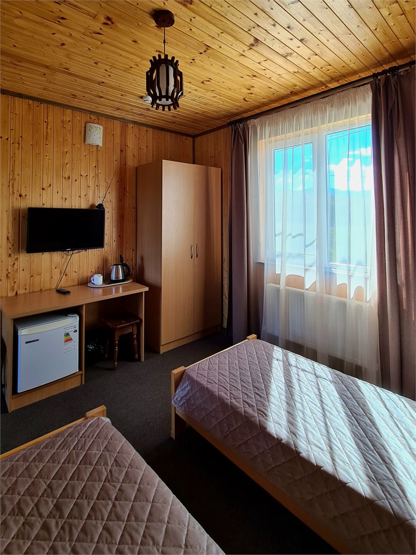 Двухместный стандарт с двумя односпальными кроватями, вид на горы в Горная слобода