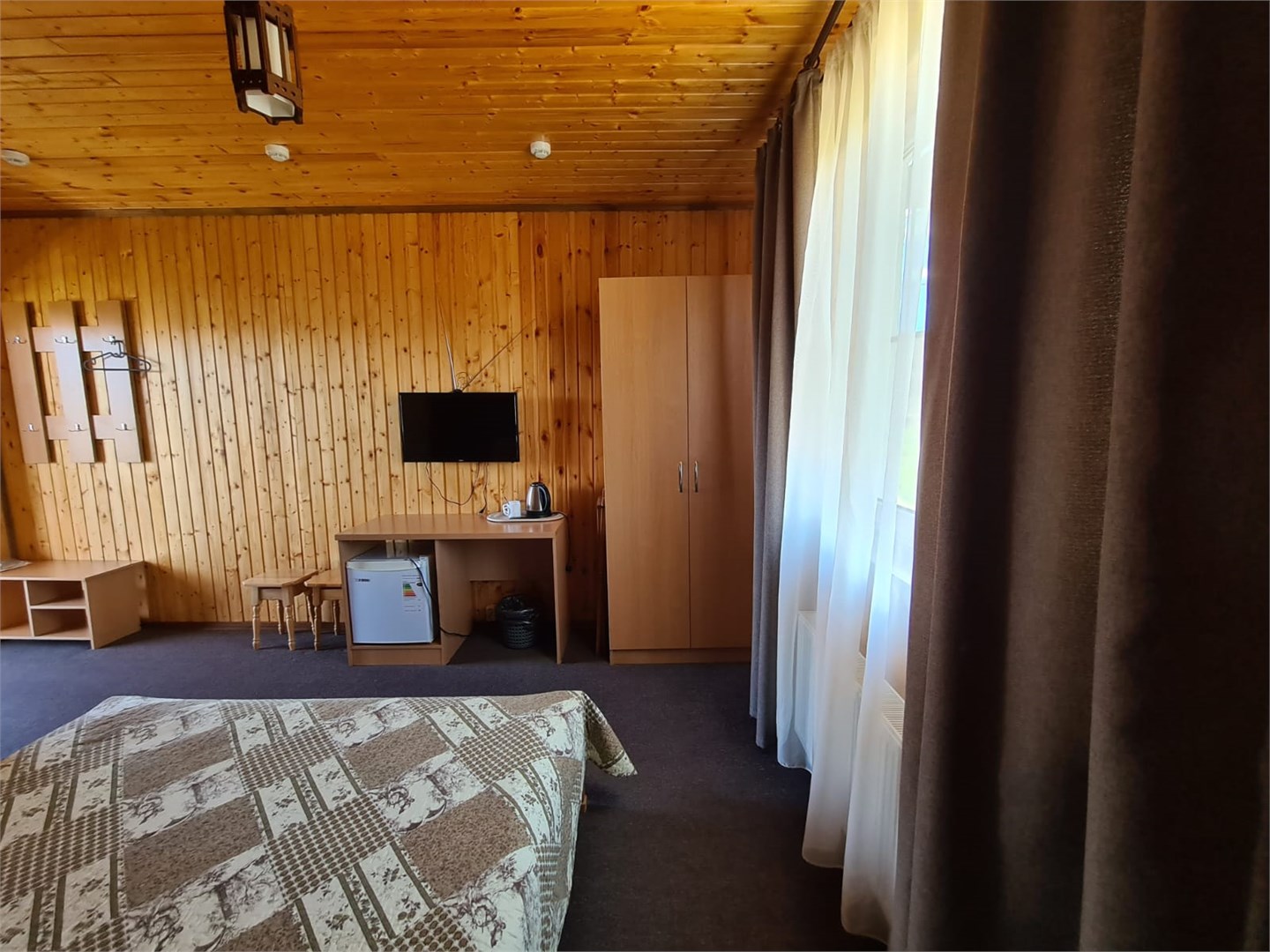 Двухместный стандарт с двуспальной кроватью, вид на горы в Горная слобода