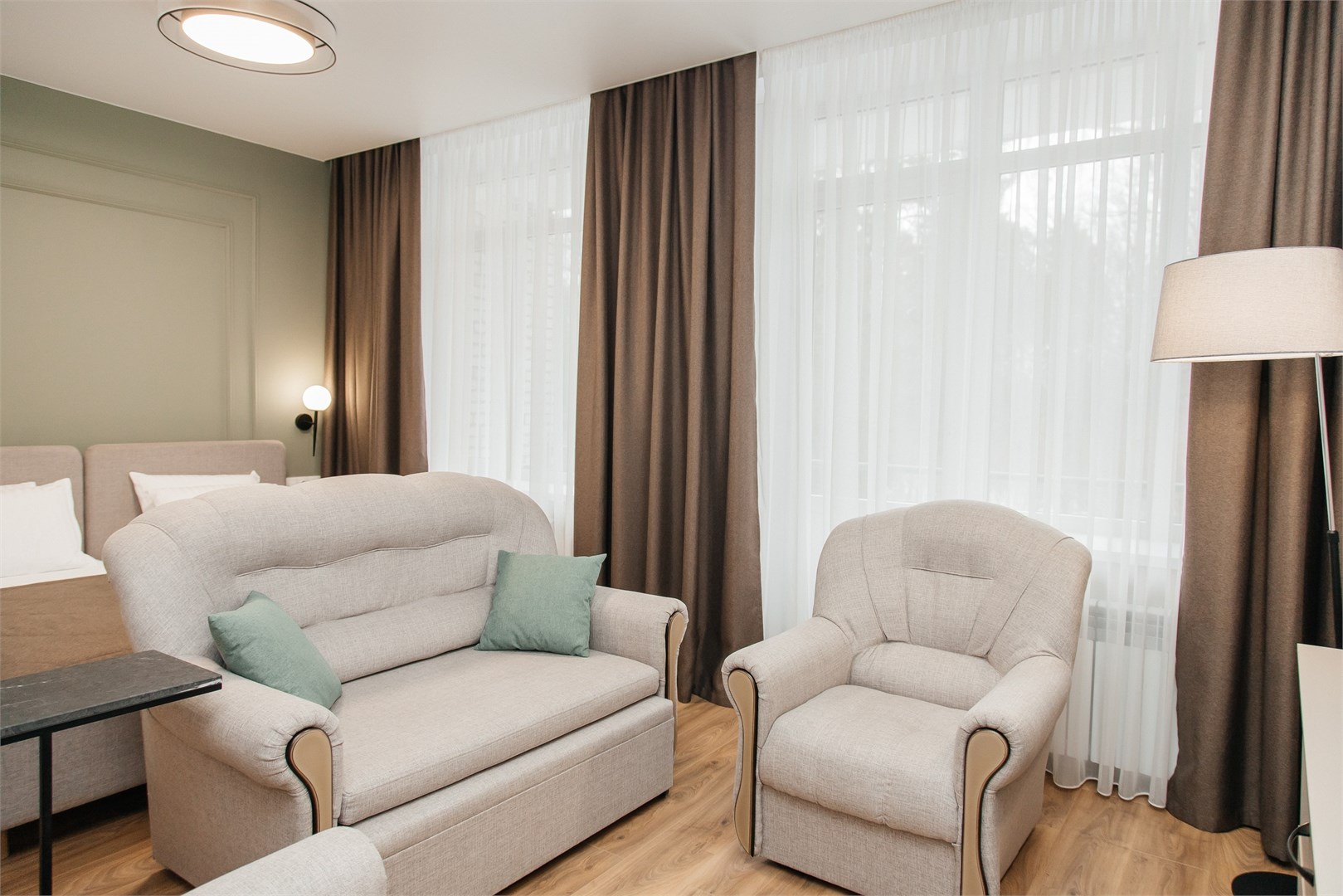 Джуниор Сюит - улучшенный в Энергетик