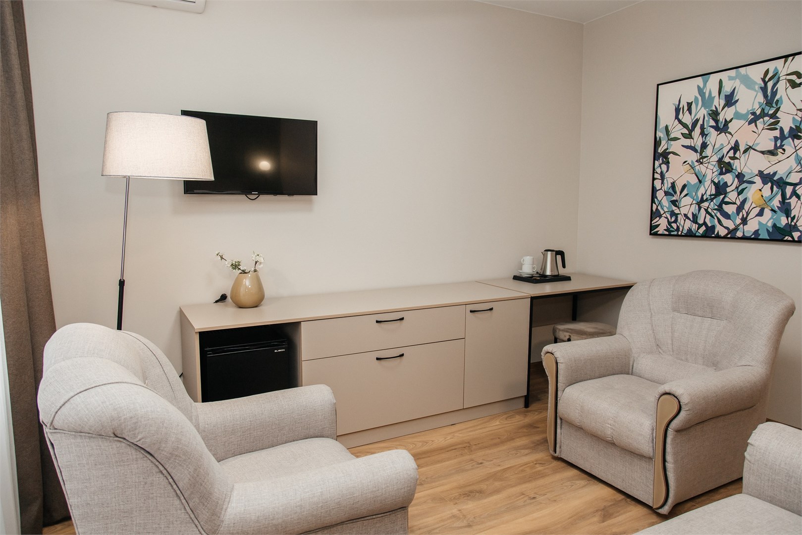 Джуниор Сюит - улучшенный в Энергетик